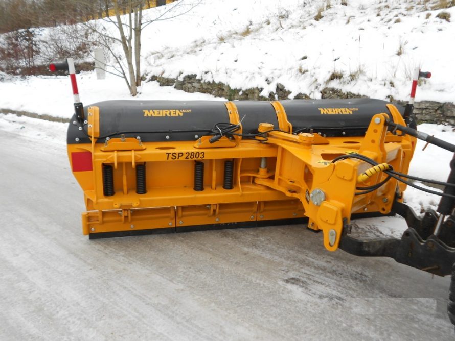 Durable snow plow TSP for city streets