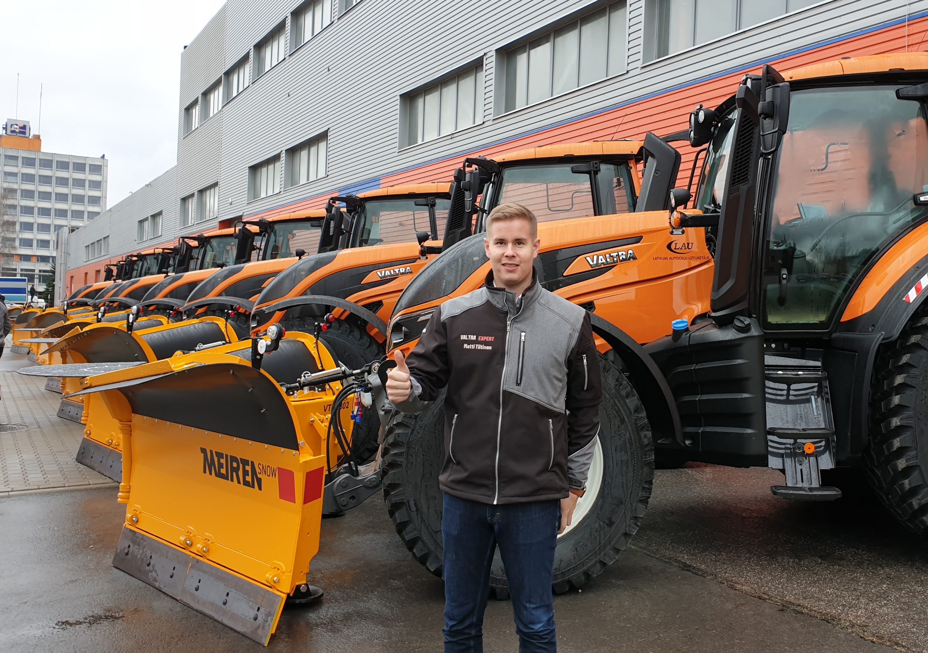 Valtek SIA delivered 9 Meiren VTS3802 plows | Meiren snow plows